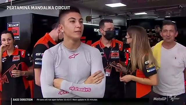 sosok pawang hujan sirkuit moto GP mandalika