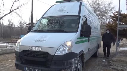 Antalya'da otel odasında ölü bulunan genç kızın cenazesi Konya'da defnedildi