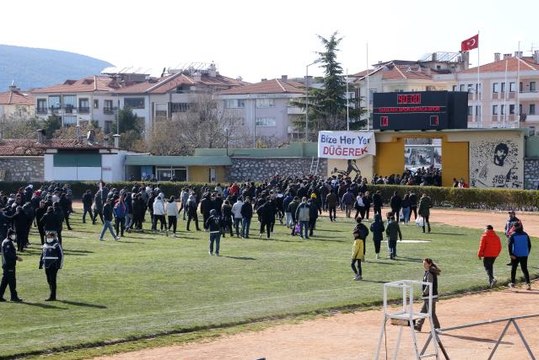 Amatör lig maçında kavga çıktı