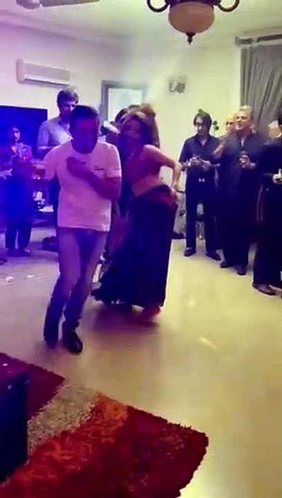 Pakistani hot girls Dance
