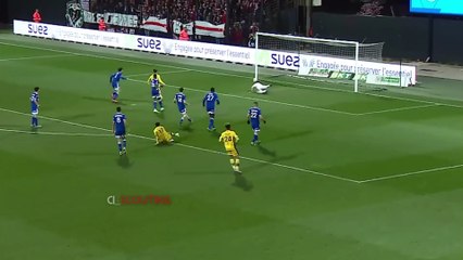 Aymen Boutoutaou buteur face à Dunkerque