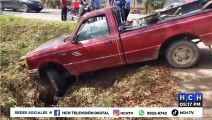 Dos menores y una mujer lesionados en colisión entre pick-up y camión en barrio La Trinidad de Catacamas, Olancho