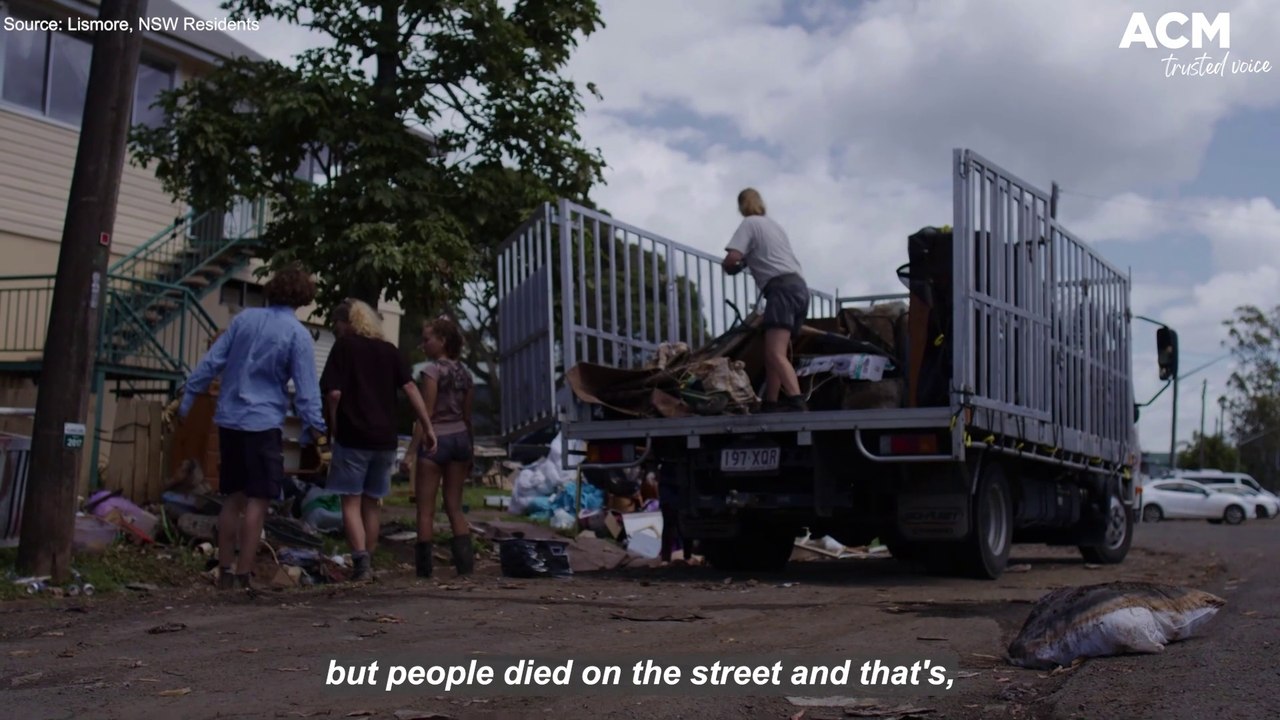 Lismore residents dump flood rubbish outside Kirribilli | March 21, 2022 | ACM