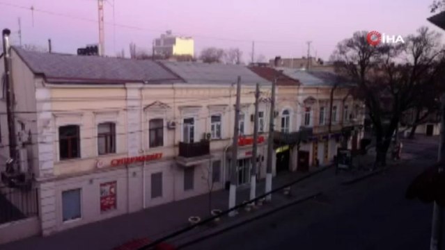 Ukrayna'nın Odessa kenti güne siren sesleriyle uyandı