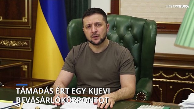 Bevásárlóközpontot, művészeti iskolát támadtak az orosz erők