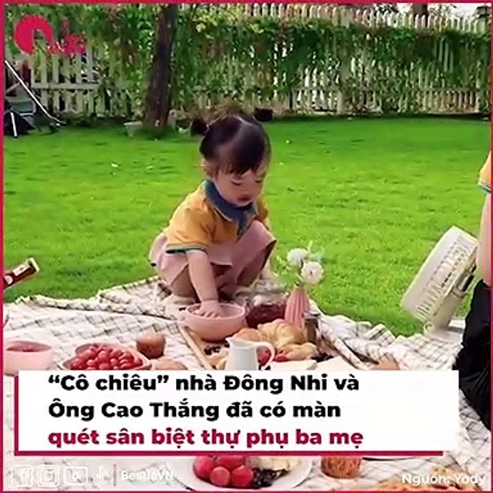 Con gái Đông Nhi hết đi mua cà phê đến quét sân_ Chuyện gì cũng đến tay Winnie