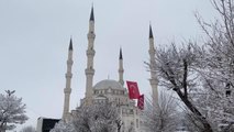 Doğu Anadolu'da ilkbaharda kar ve soğuk hava etkili oldu