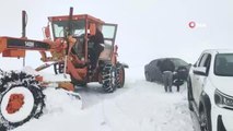 Bahçesaray-Hizan karayolunda ulaşım güçlükle sağlanıyor