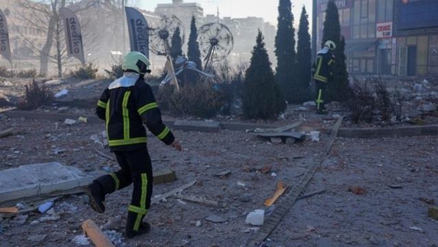 Market sırası bekleyen Ukraynalılar Rus ordusunun bombalı saldırısına maruz kaldı