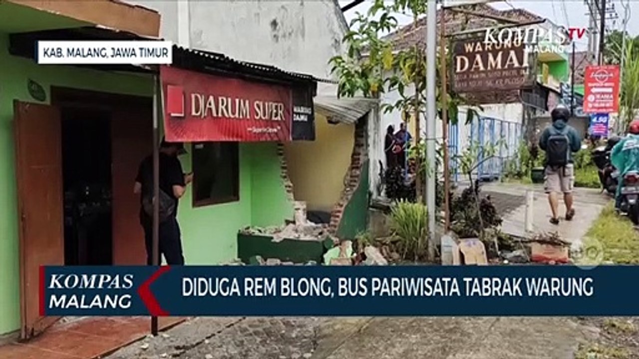 Diduga Rem Blong, Bus Pariwisata Tabrak Warung...