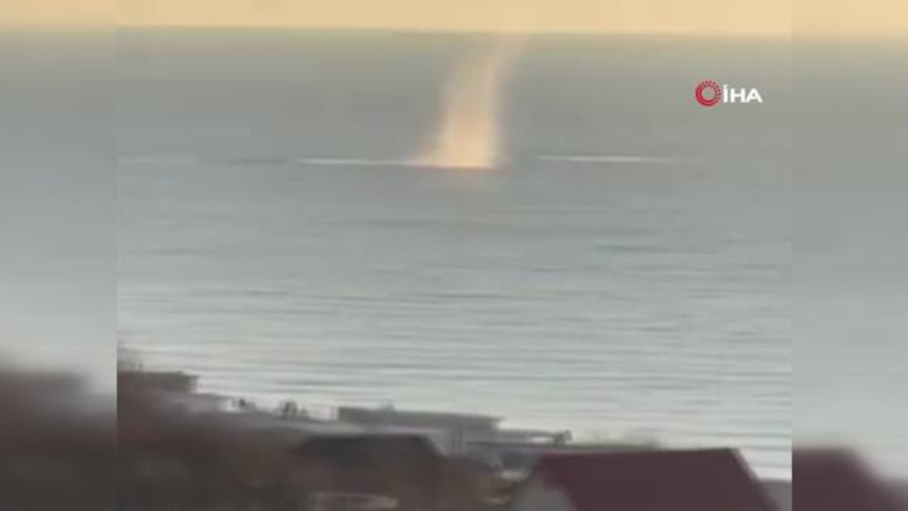 Rusya, Odessa'da sahillerini vurdu