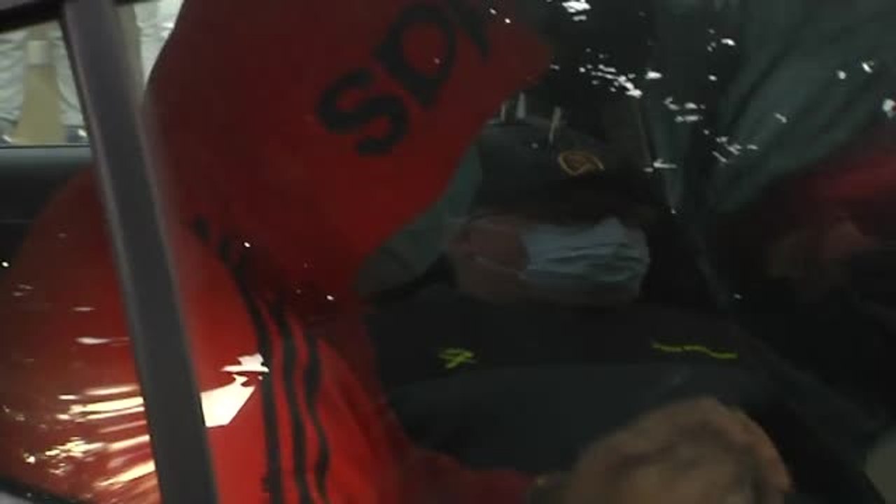 Máxima tensión a la llegada a los juzgados del hombre acusado de matar a una joven de 29 años en Pontevedra