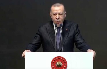 Cumhurbaşkanı Erdoğan, sesinin gitmesi nedeniyle konuşmasını kısa tuttu