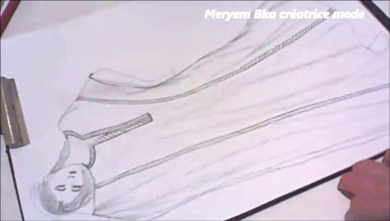رسم عباية بطرزة الحرير