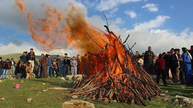 Nevruz Bayramı kime aittir? Nevruz Bayramı'nı kimler kutlar?