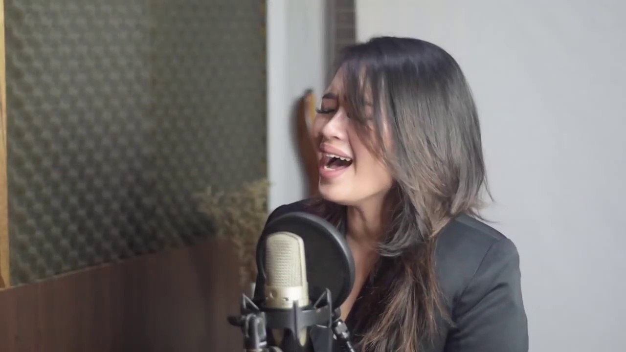 BERLAYAR TAK BERTEPIAN