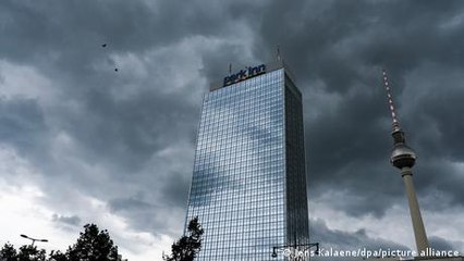 'Stagflation' fears rise with higher prices, lower growth