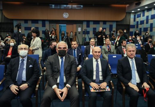 Kültür ve Turizm Bakanı Ersoy Ege Turizm Merkezi Çeşme Projesi ni anlattı (3)