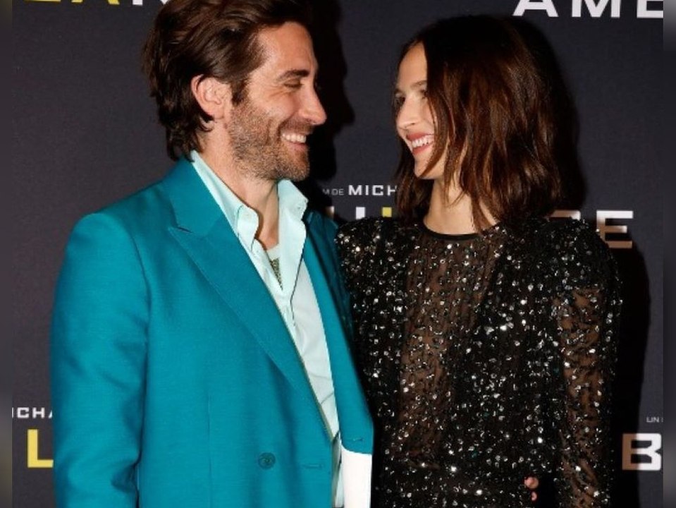 Jake Gyllenhaal und Jeanne Cadieu legen tollen Red-Carpet-Auftritt hin