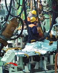 فولفو تُكمل مجموعة الرفاهية والأمان بسيارة كورس أوفر جديدة