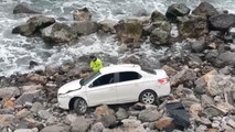 ZONGULDAK - Sahile devrilen otomobilin sürücüsü yaralandı