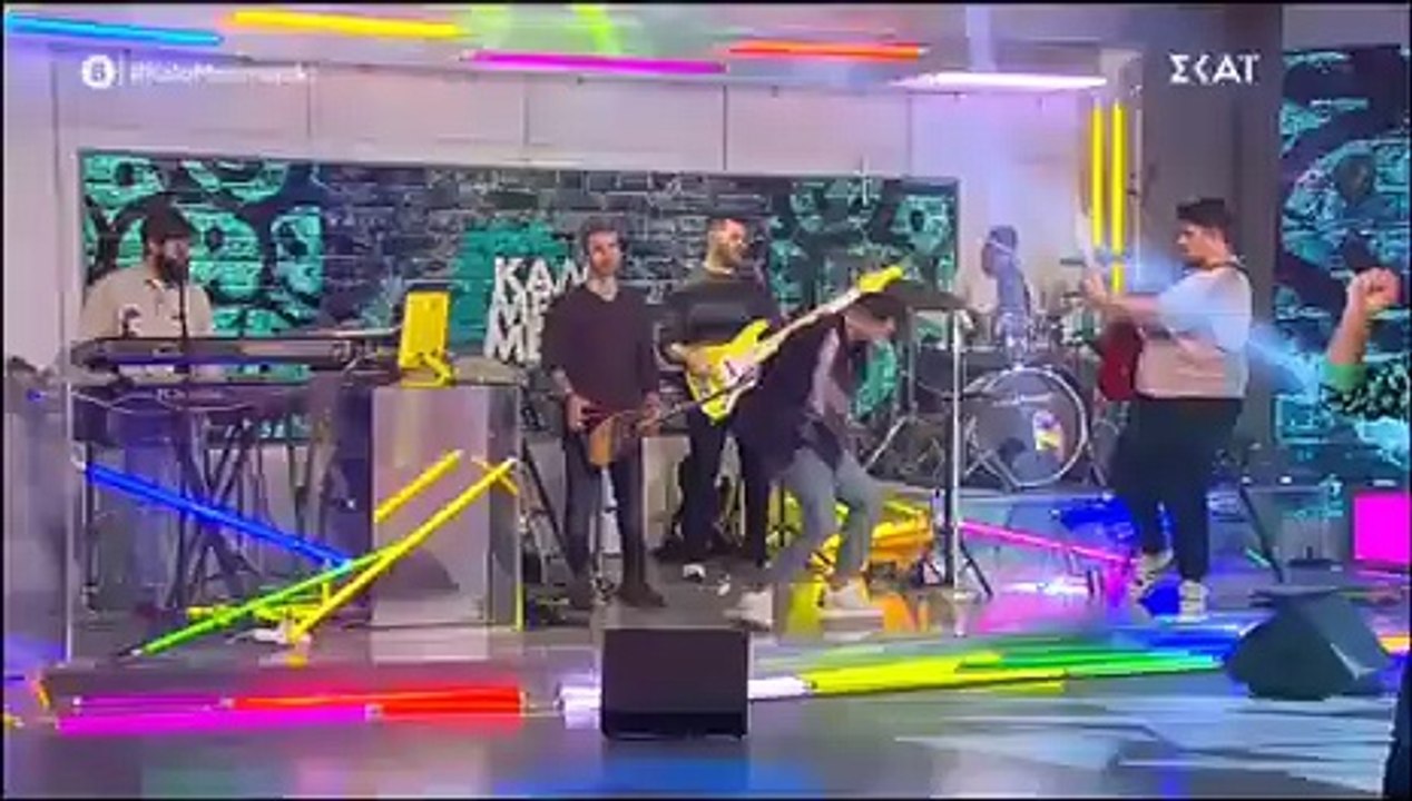 Νίκος Μουτσινάς - Είχα την Όμικρον 2, μου μεγάλωσαν πράγματα