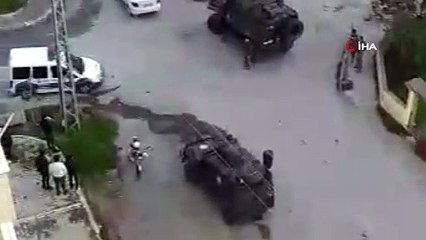 Kentte sıcak dakikalar! Polise el bombasıyla karşılık verdiler