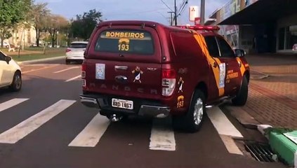 Motociclista fica gravemente ferido após forte colisão no Centro