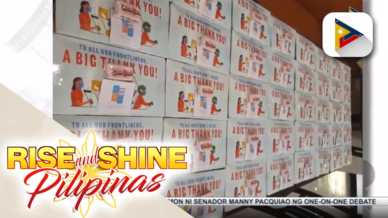 Pamimigay ng food care packages at iba pang daily necessities ang naging paraan ni Lovely upang makatulong sa iba