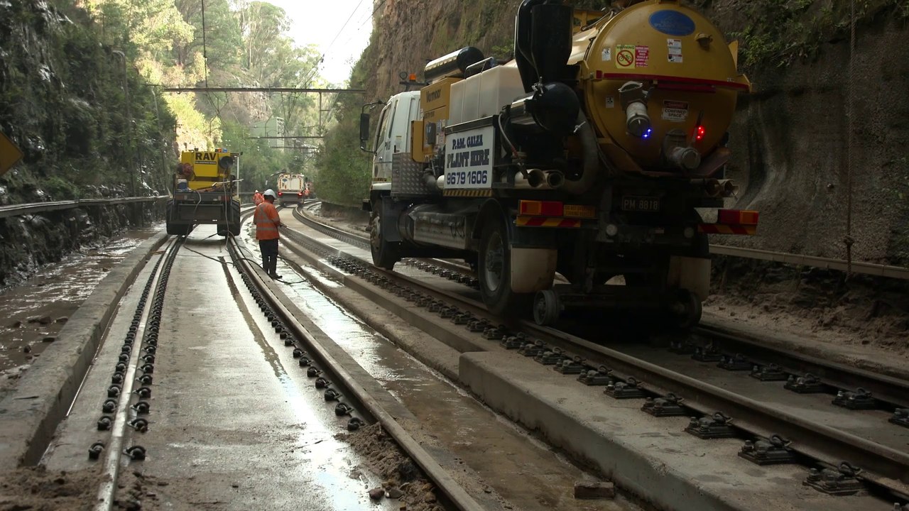 Rail repairs outside Blue Mountains, NSW following flood damage | March 22, 2022 | Hawkesbury Gazette