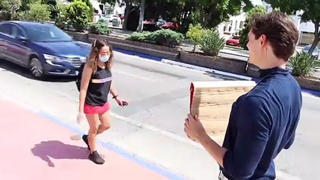 Hitchhiking in my Underwear!! (SOCIAL EXPERIMENT)