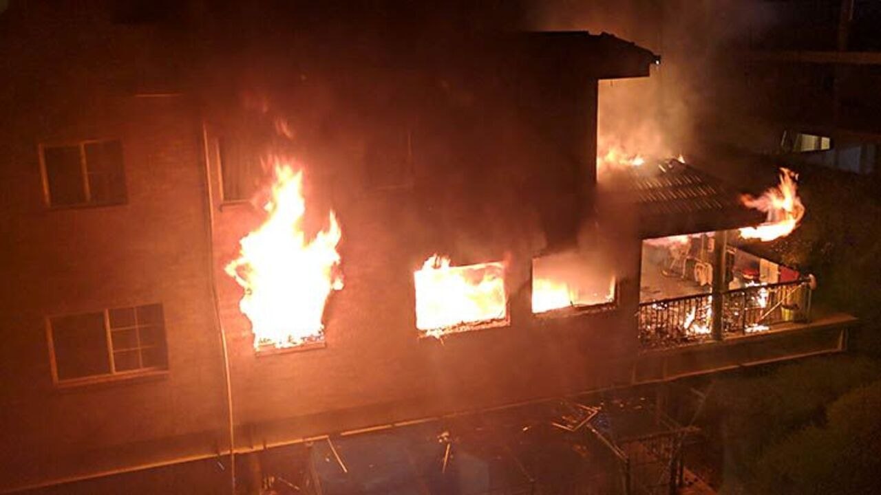 Braddon apartment burns down