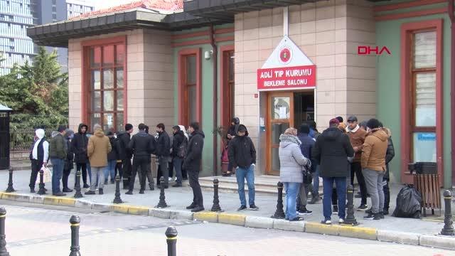 BÜYÜKÇEKMECE'DE ÖLÜ BULUNAN ÇİFTİN CENAZELER ADLİ TIP KURUMU'NDAN ALINDI