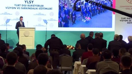 Bakan Özer: "(Yurt dışı bursiyerleri) Yüzde 50nin üzerinde bursiyerimiz son 19 yılda gönderildi"