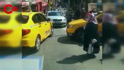 Yaşlı kadın, taksiye binebilmek için yalvardı