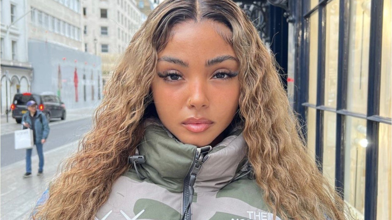 VOICI : Wejdene évoque le harcèlement dont elle a été victime et ses "années difficiles"