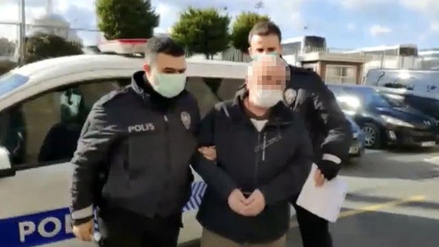 İstanbul’da taksici terörü kamerada: Genç kızı tekme tokat darp etti