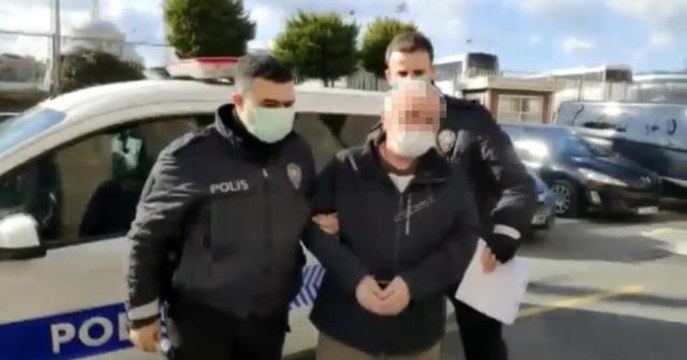 Son Dakika | İstanbul'da taksici terörü kamerada: Genç kızı tekme tokat darp etti