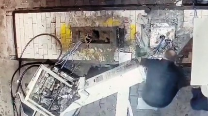 Santa Maria di Licodia (CT) - Rubano "i resti" del malloppo dopo un furto con spaccata (22.03.22)