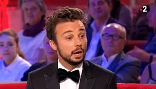 Choquée par Jair Bolsonaro, Julie Gayet soutient Brigitte Macron