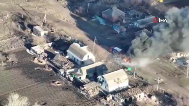 Ukrayna ordusu, Rus askerlerine mühimmat taşıyan aracı vurdu