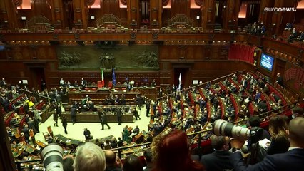 Зеленский просит Италию "не быть курортом для убийц"