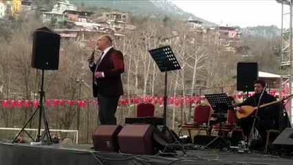 Pozantı Belediye Başkanı Çay, Feke'nin kurtuluş gününde sahne aldı