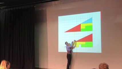 Eddie Woo Inspires Students with His Passion for Math 📚