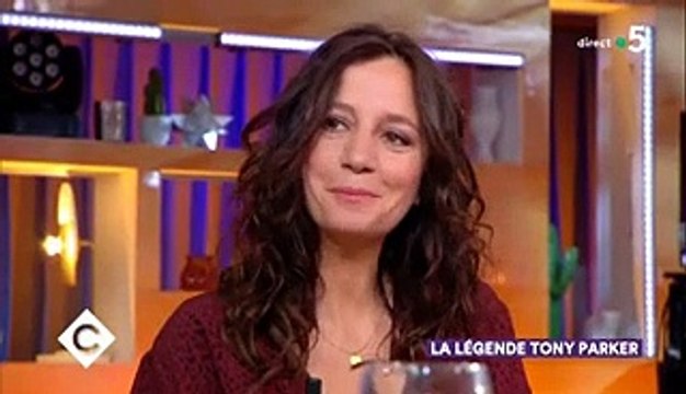 C à vous : Tony Parker affirme que son fils s'en fout complètement du basket