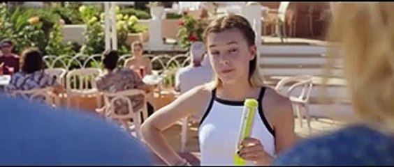 Bande-annonce : partez avec Christian Clavier et Mathilde Seigner à "Ibiza"