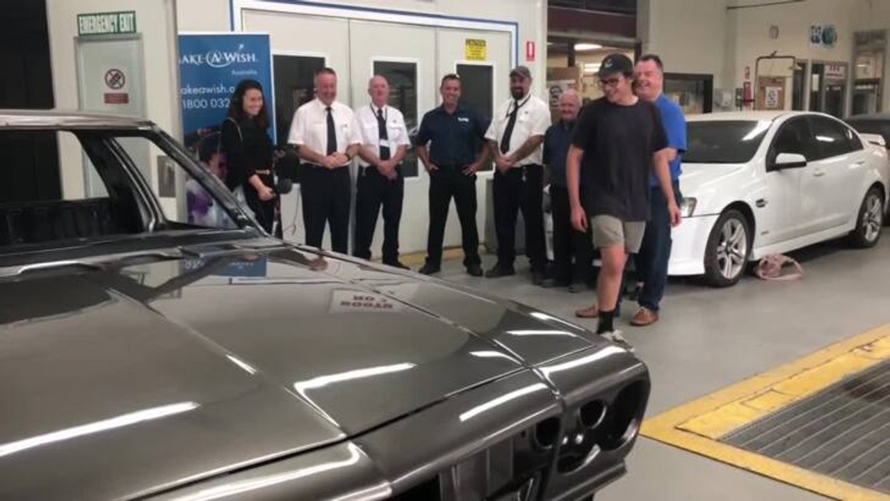 Jarrod sees the car for the first time