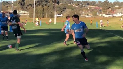 Sam Hobbs try