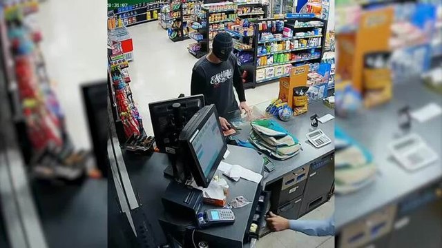 Terrifying armed robbery at Wagga service station