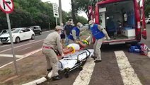 Duas pessoas ficam feridas após colisão entre motos na Rua da Lapa